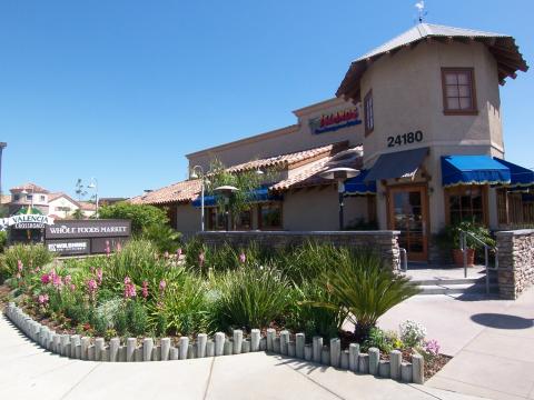 Islands Santa Clarita Location